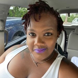 Meet your Posher, Aimeé